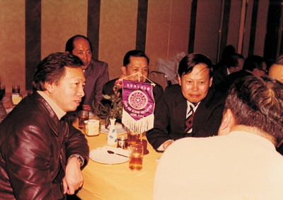 image003.j