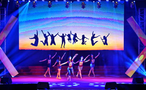 【年U? border=